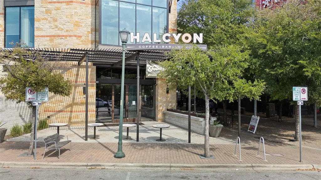 1701 Simond Avenue Austin TX 78723