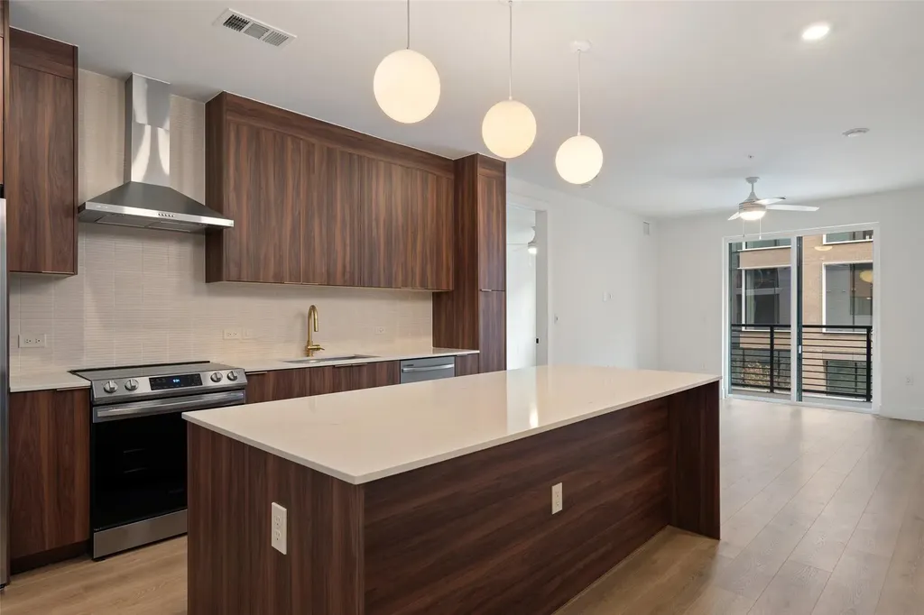 1701 Simond Avenue Austin TX 78723