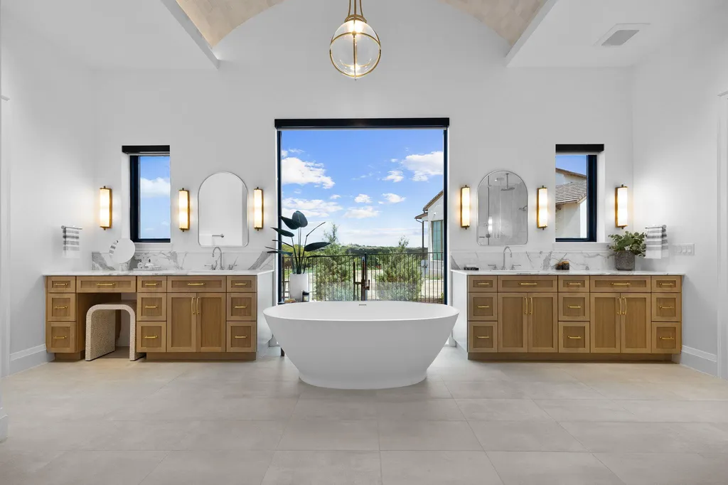 16113 Cool Breeze Cove Austin TX 78738