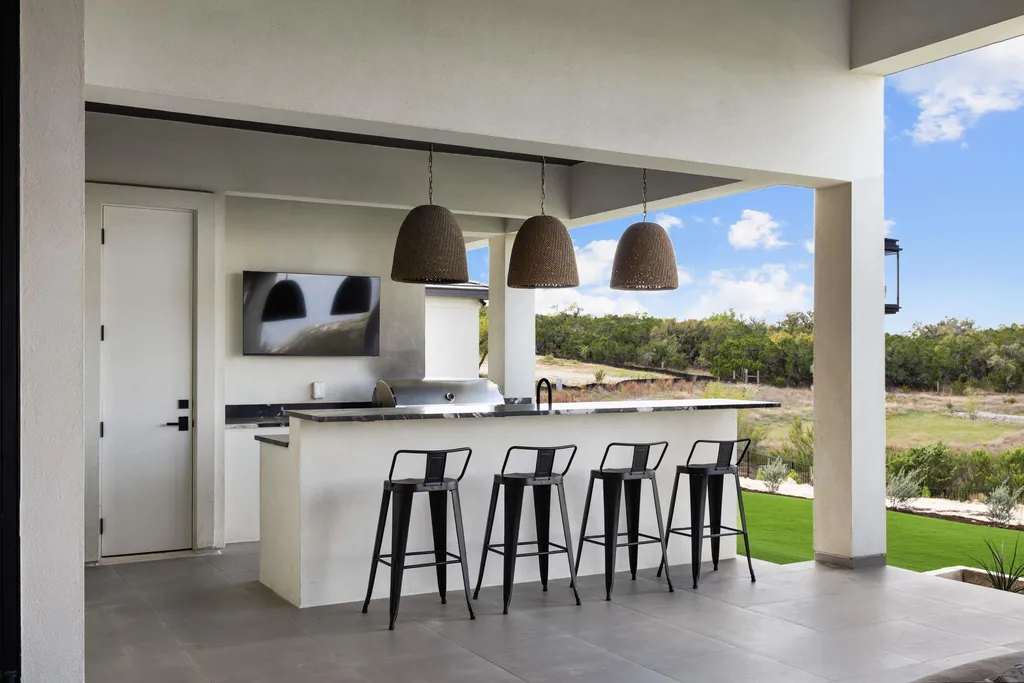 16113 Cool Breeze Cove Austin TX 78738