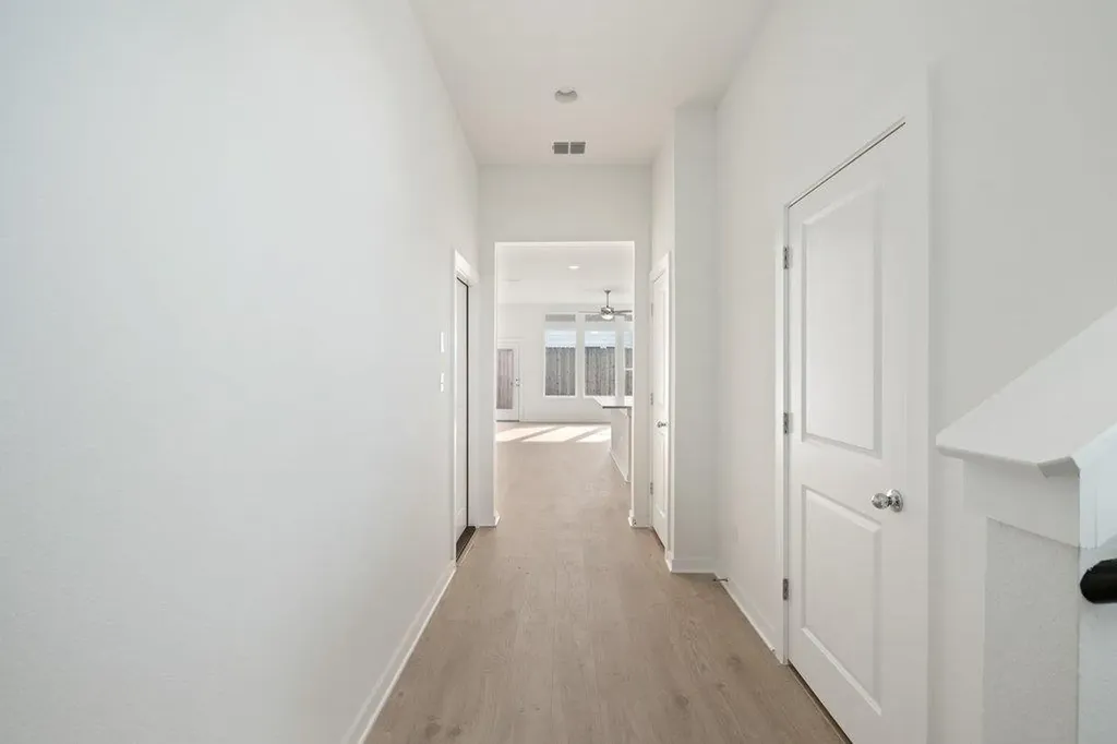 2205 Cento Walk Round Rock TX 78664