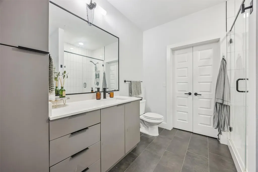2220 Webberville Road Austin TX 78702