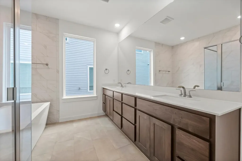 6321 Mcmurtry Street Austin TX 78747