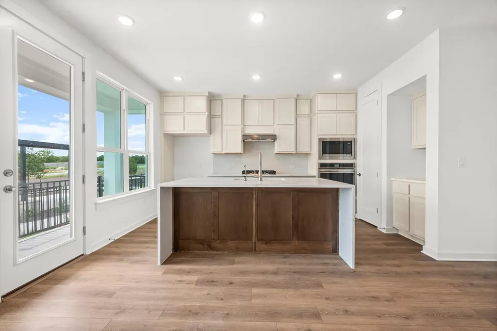 6321 Mcmurtry Street Austin TX 78747