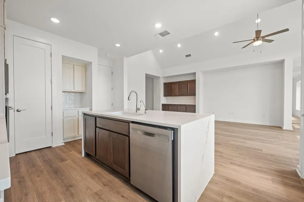 6321 Mcmurtry Street Austin TX 78747