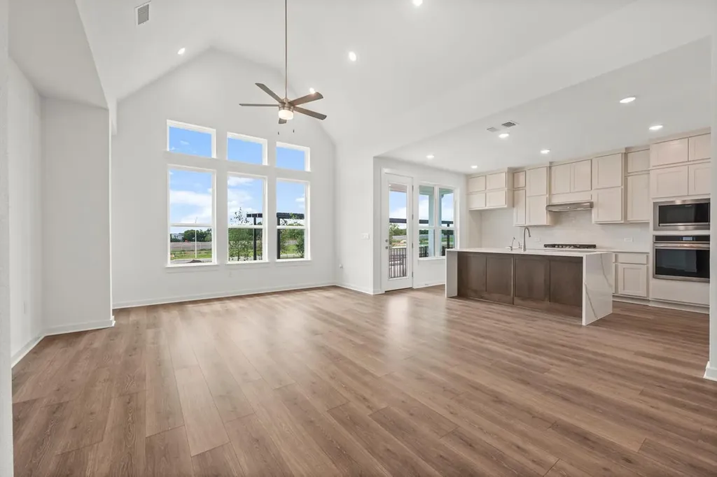 6321 Mcmurtry Street Austin TX 78747