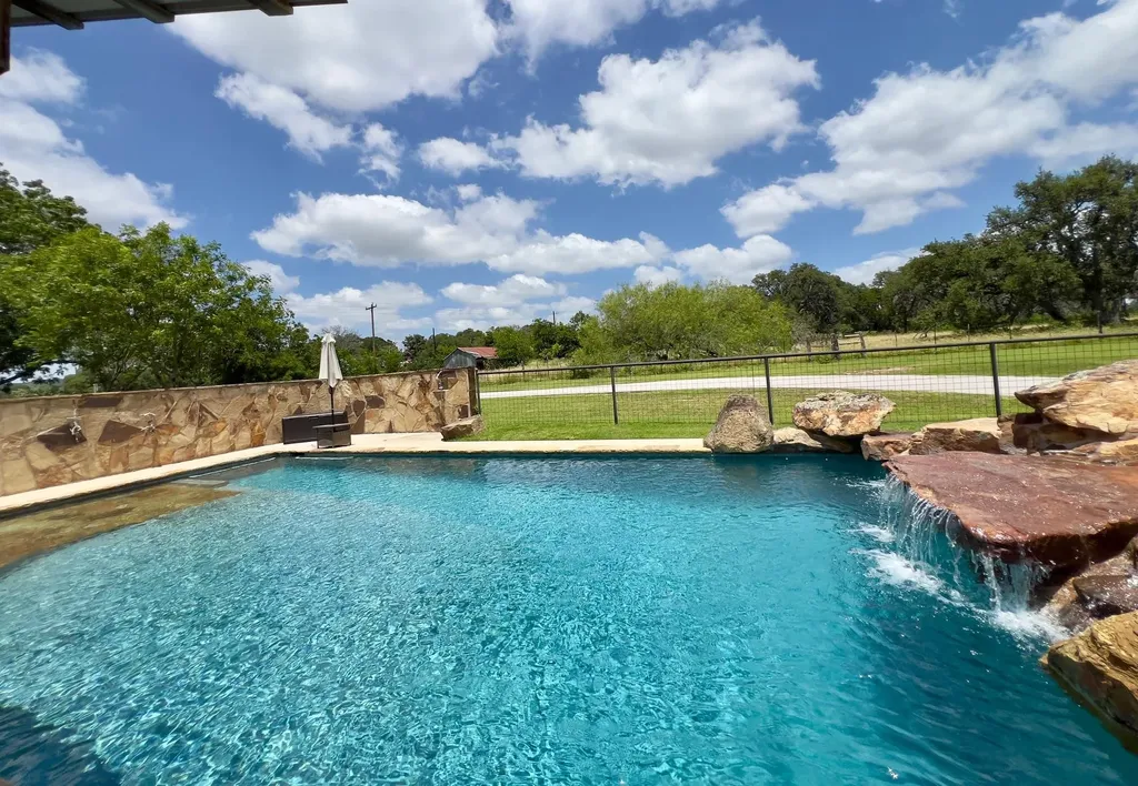 1139 Fm 3351 Kendalia TX 78027