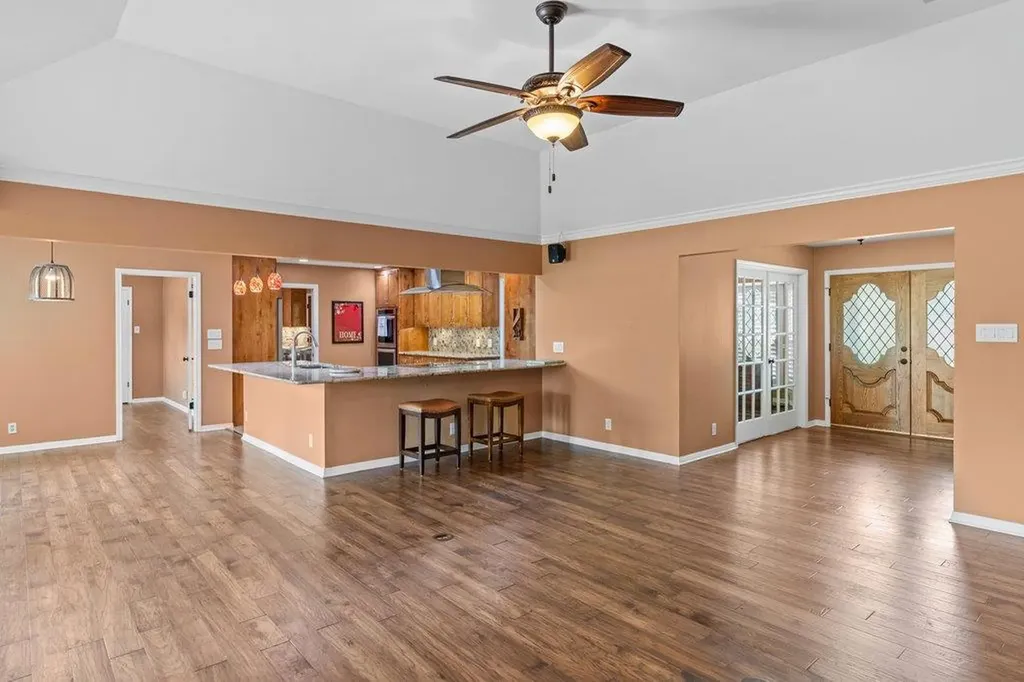 6801 Cactus Crossing Austin TX 78737