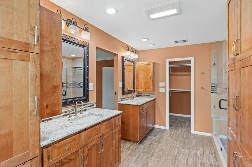 6801 Cactus Crossing Austin TX 78737
