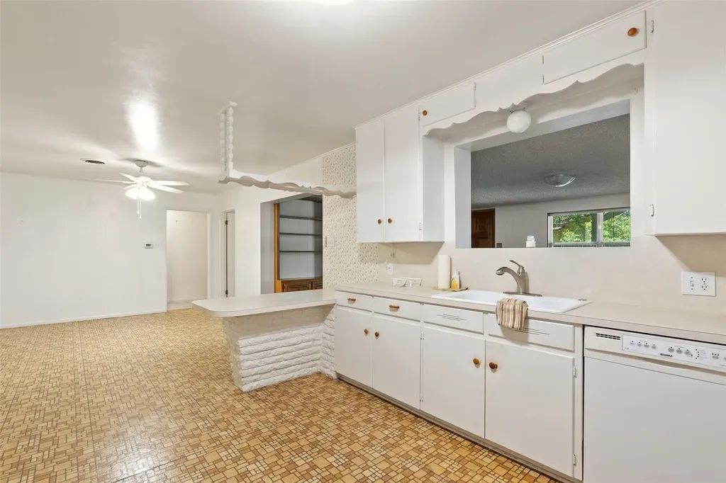 4500 Rim Rock Path Austin TX 78745