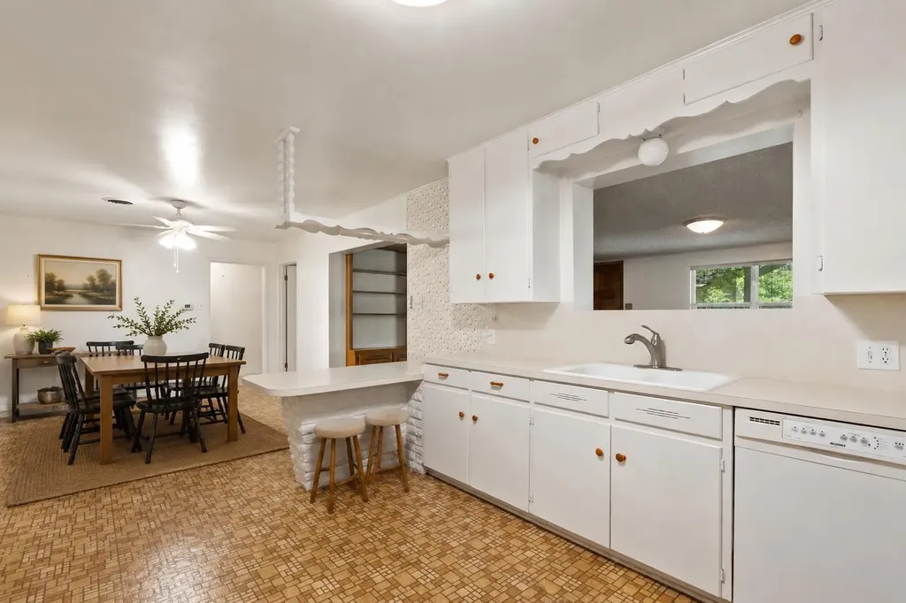 4500 Rim Rock Path Austin TX 78745