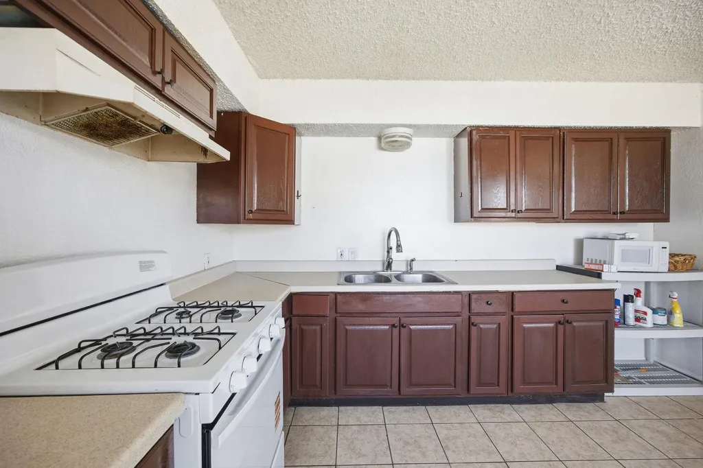 202 Forest Street Georgetown TX 78626