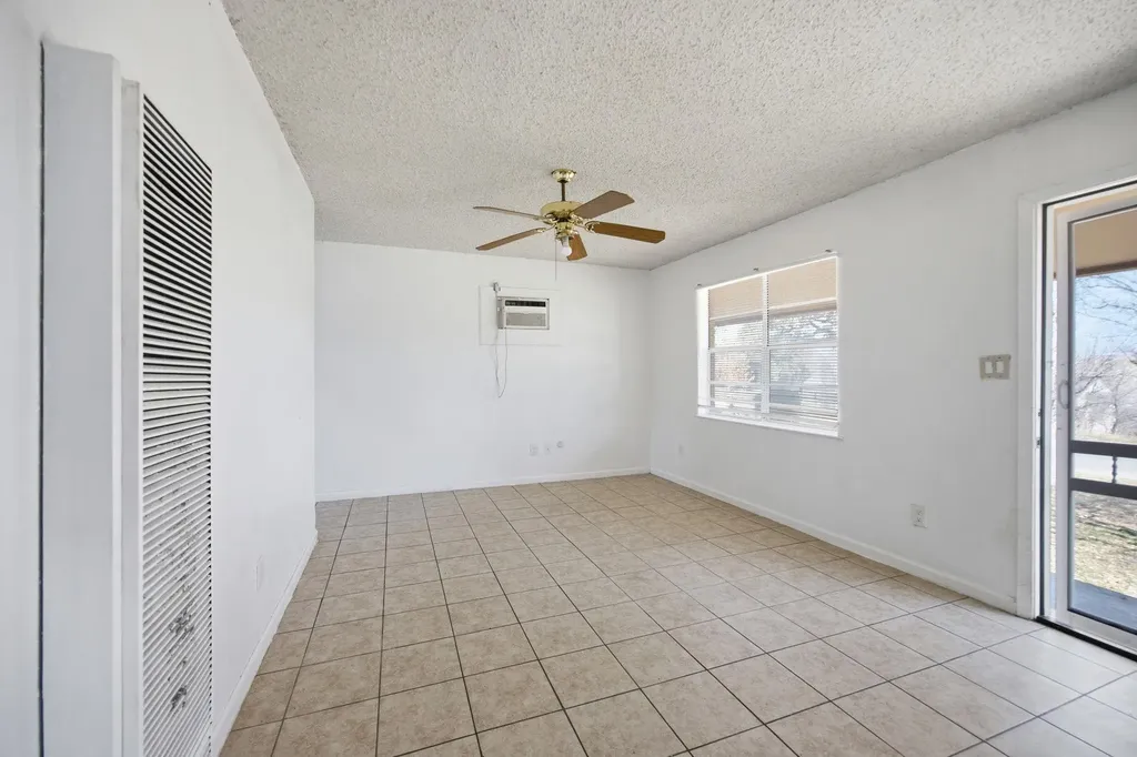 202 Forest Street Georgetown TX 78626