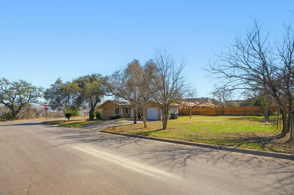202 Forest Street Georgetown TX 78626