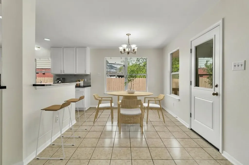 11209 Avering Lane Austin TX 78754