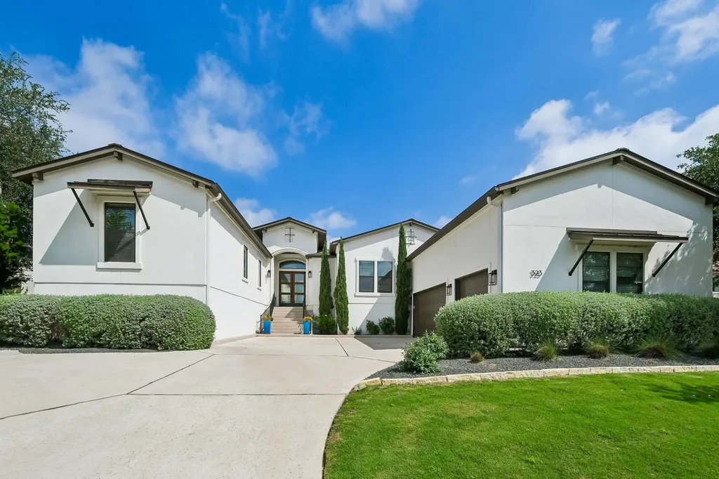 323 Ringtail Stream Drive Austin TX 78738
