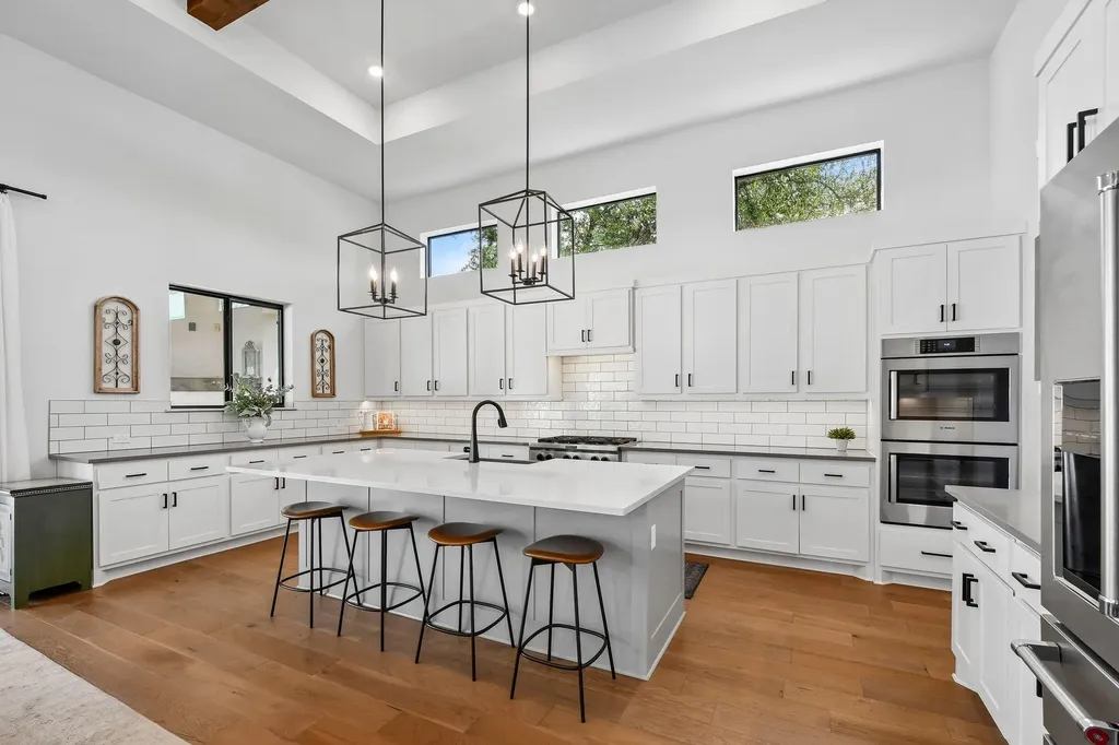 323 Ringtail Stream Drive Austin TX 78738