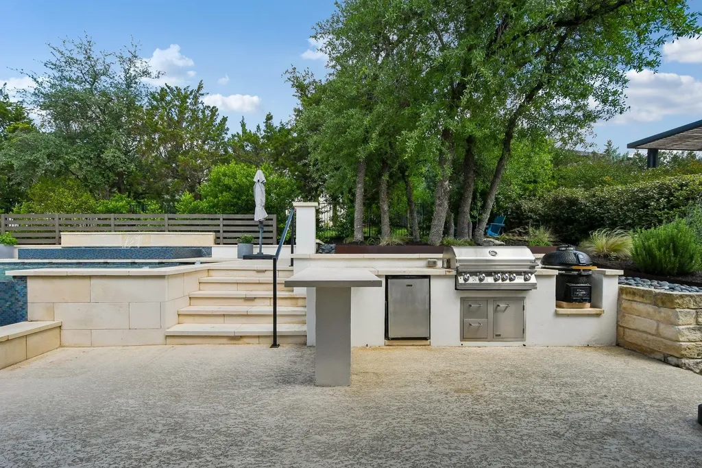 323 Ringtail Stream Drive Austin TX 78738