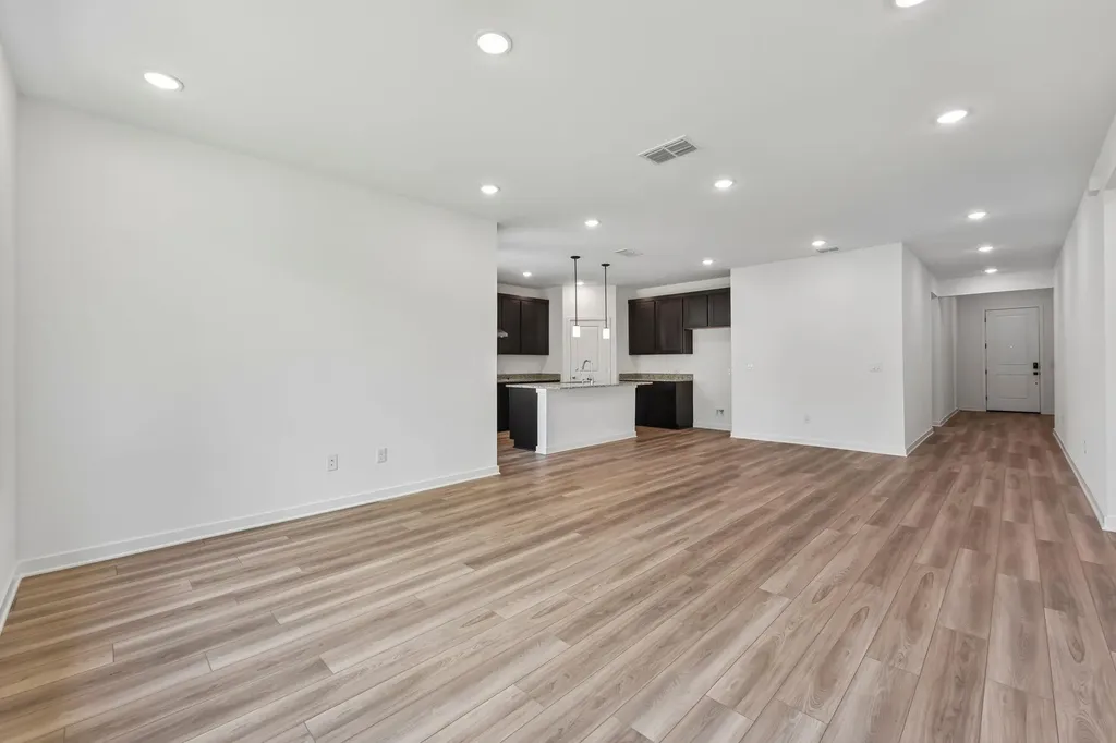 310 Romans Road Kyle TX 78640