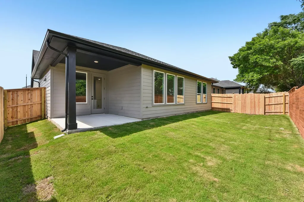 310 Romans Road Kyle TX 78640