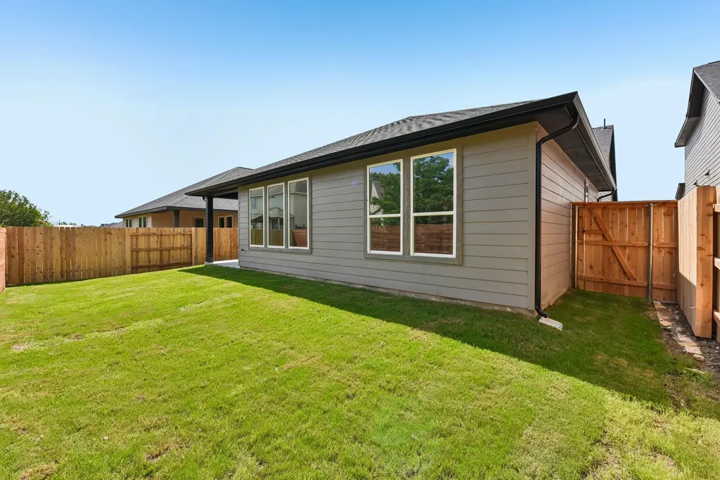 310 Romans Road Kyle TX 78640