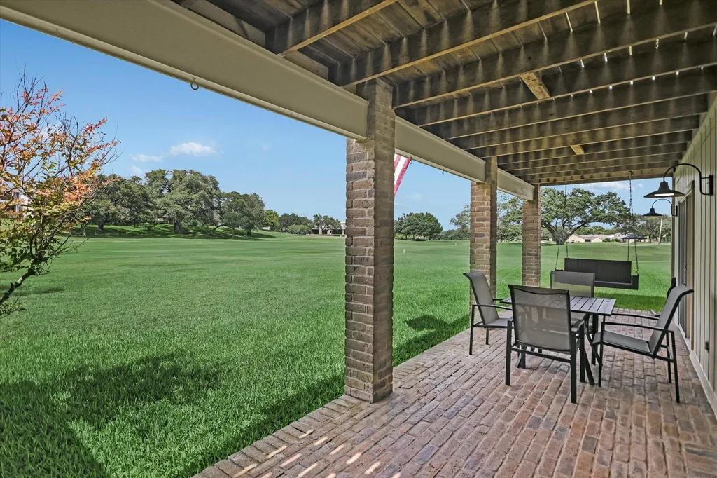 11125 Pinehurst Drive Austin TX 78747