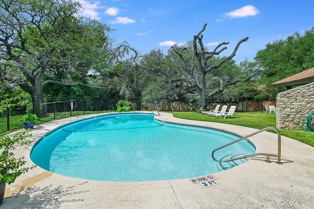 11125 Pinehurst Drive Austin TX 78747