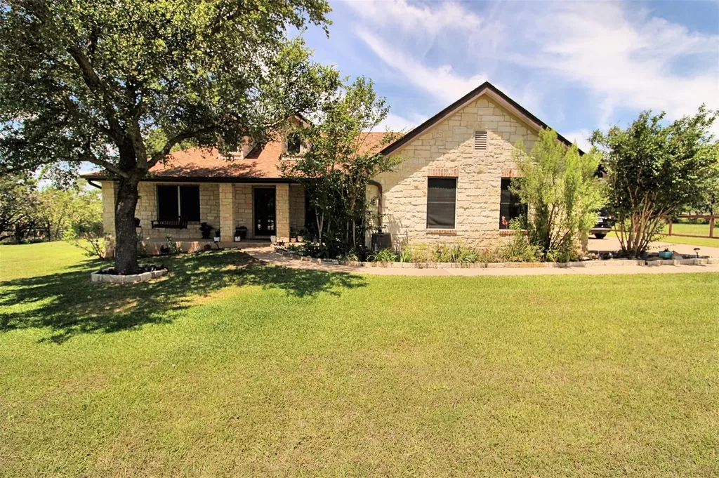 10260 Twin Lake Loop Dripping Springs TX 78620