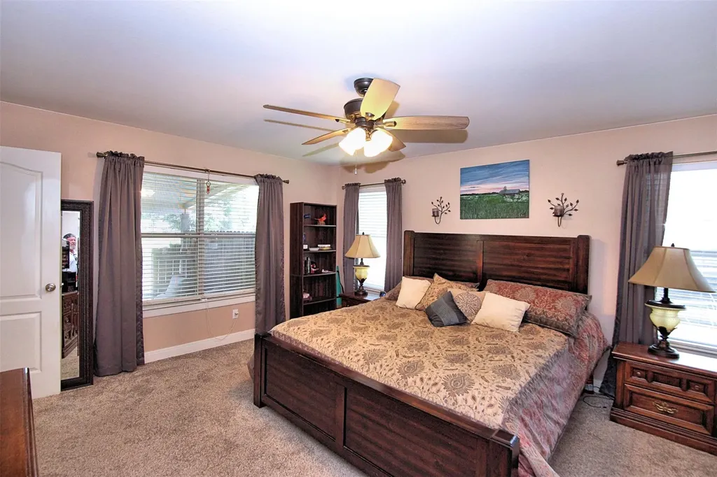 10260 Twin Lake Loop Dripping Springs TX 78620