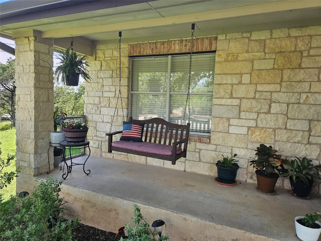 10260 Twin Lake Loop Dripping Springs TX 78620