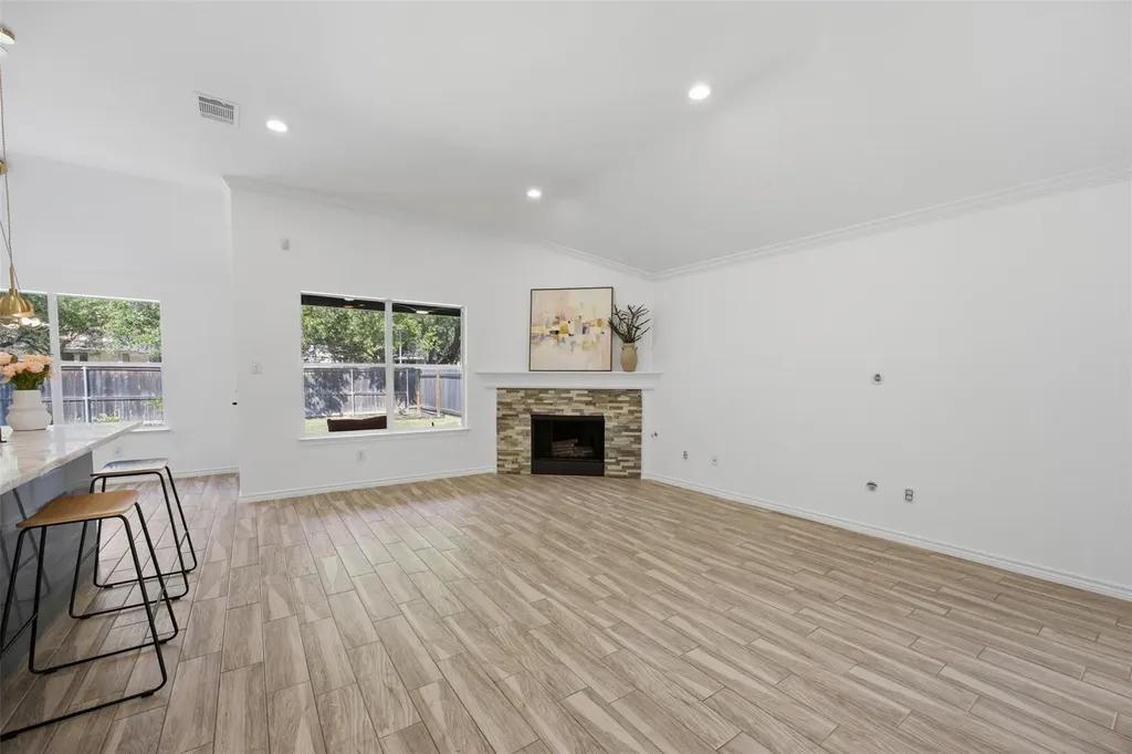 204 Newport Landing Place Round Rock TX 78665