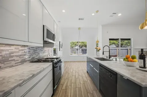 204 Newport Landing Place Round Rock TX 78665