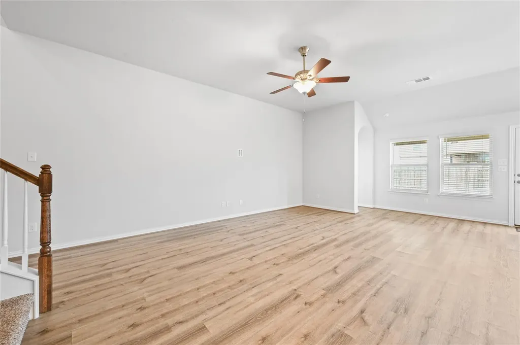 392 Algaroba Loop Buda TX 78610