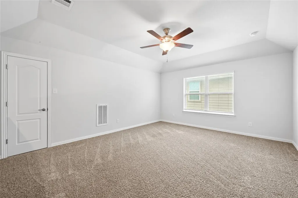 392 Algaroba Loop Buda TX 78610