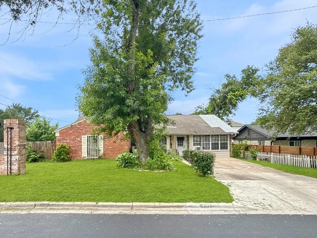 5205 Stone Gate Drive Austin TX 78721