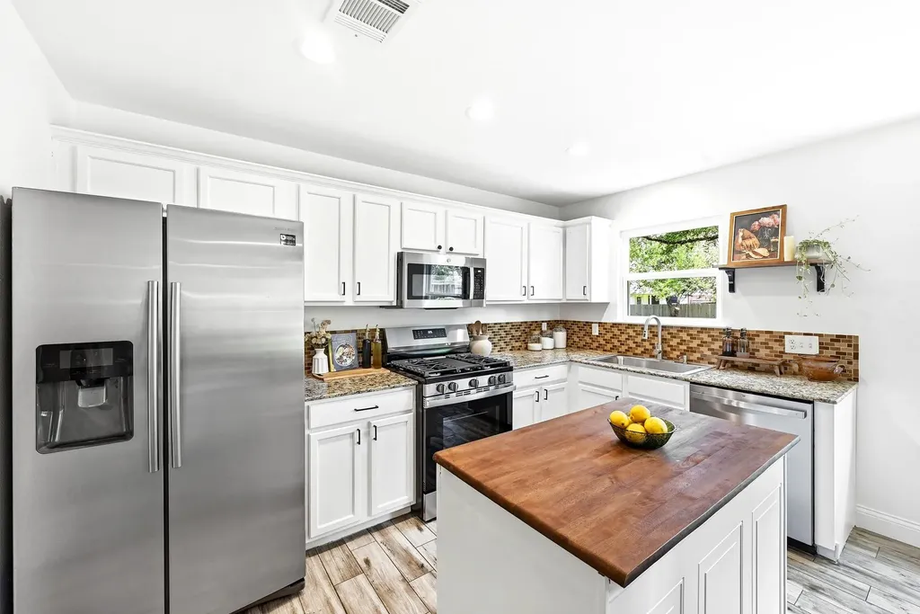 1801 Monks Tale Court Austin TX 78748