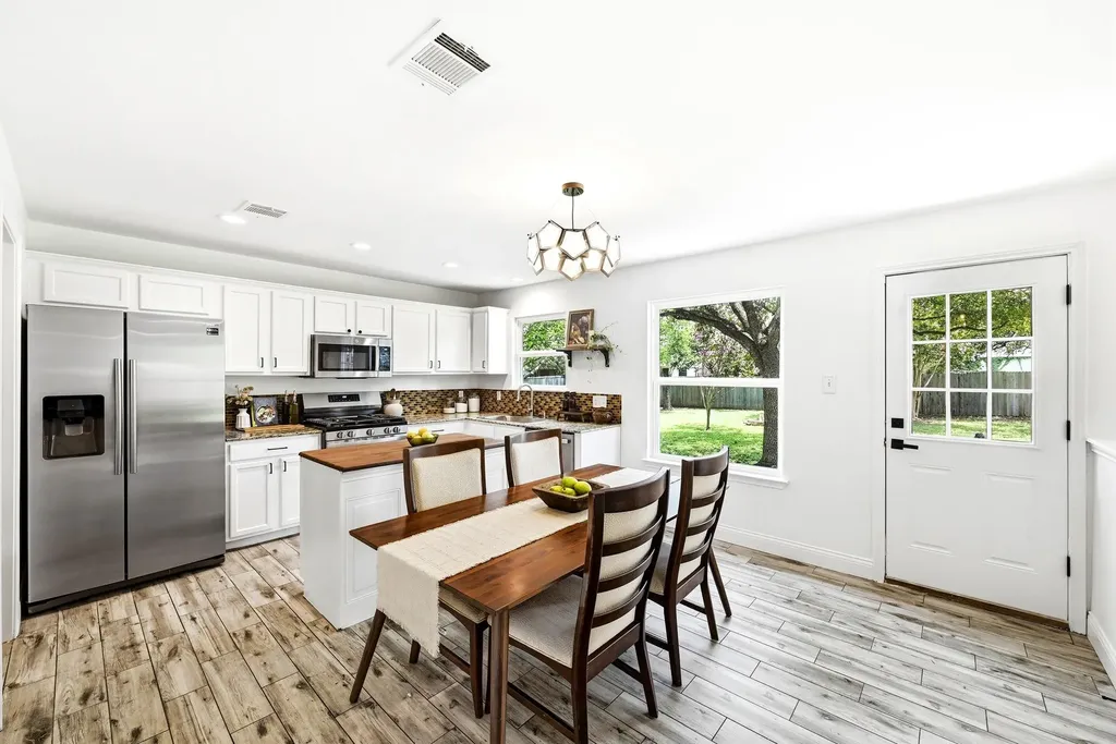 1801 Monks Tale Court Austin TX 78748