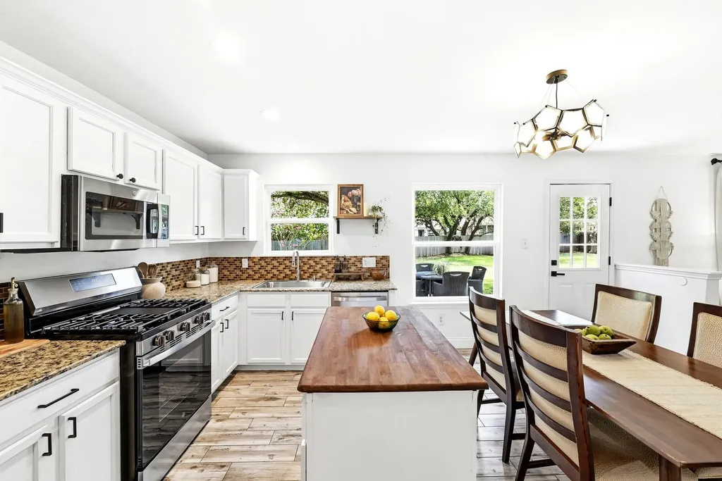 1801 Monks Tale Court Austin TX 78748