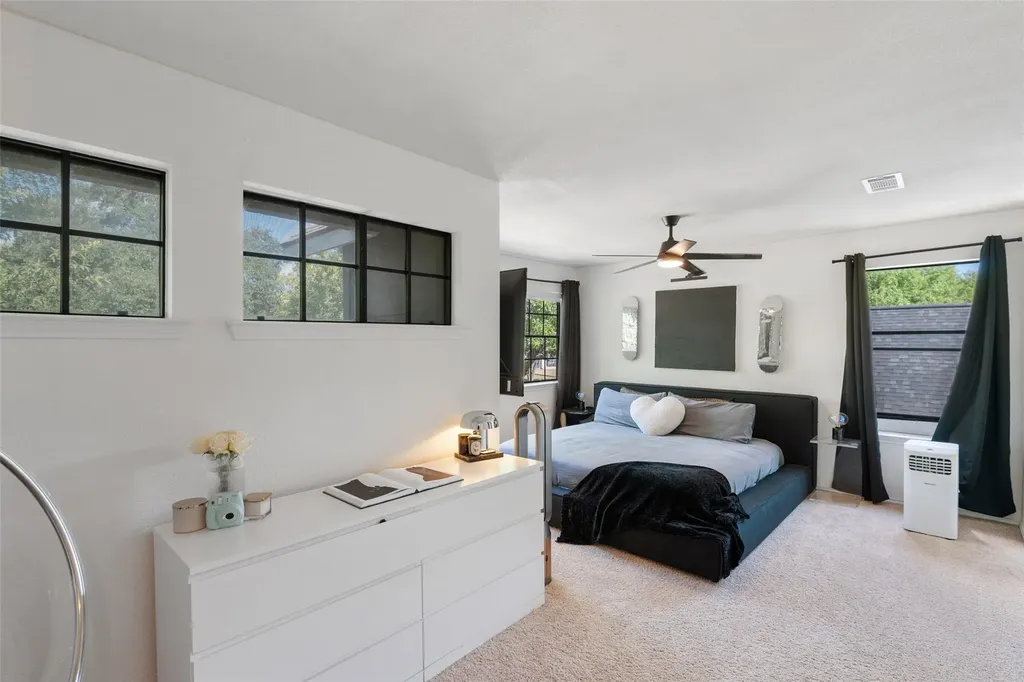 9833 Briar Ridge Drive Austin TX 78748
