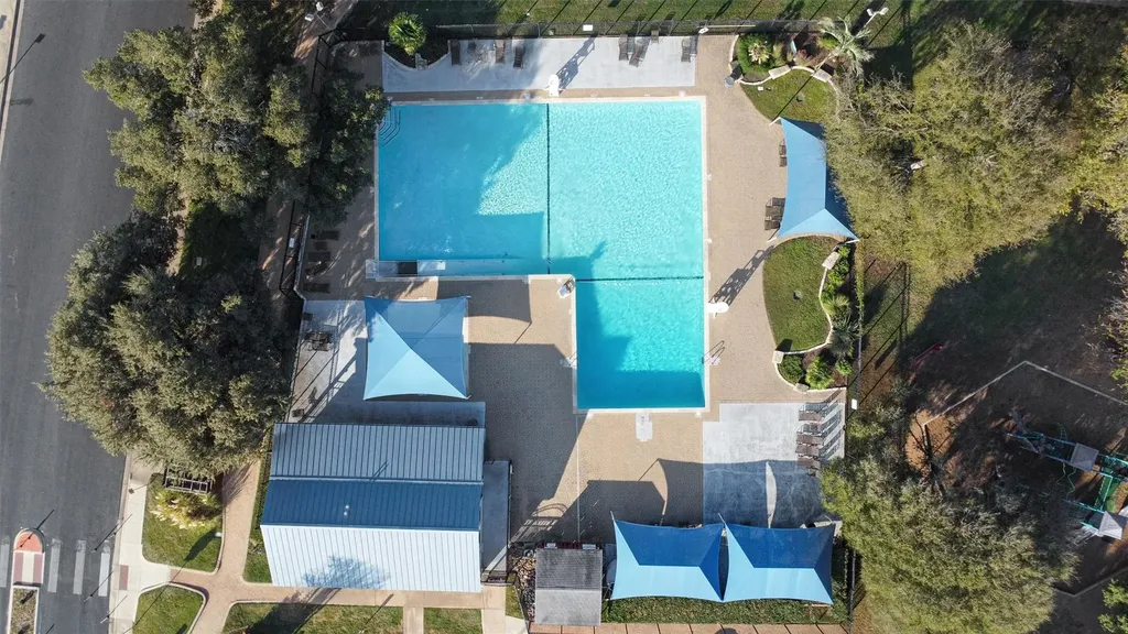 9833 Briar Ridge Drive Austin TX 78748