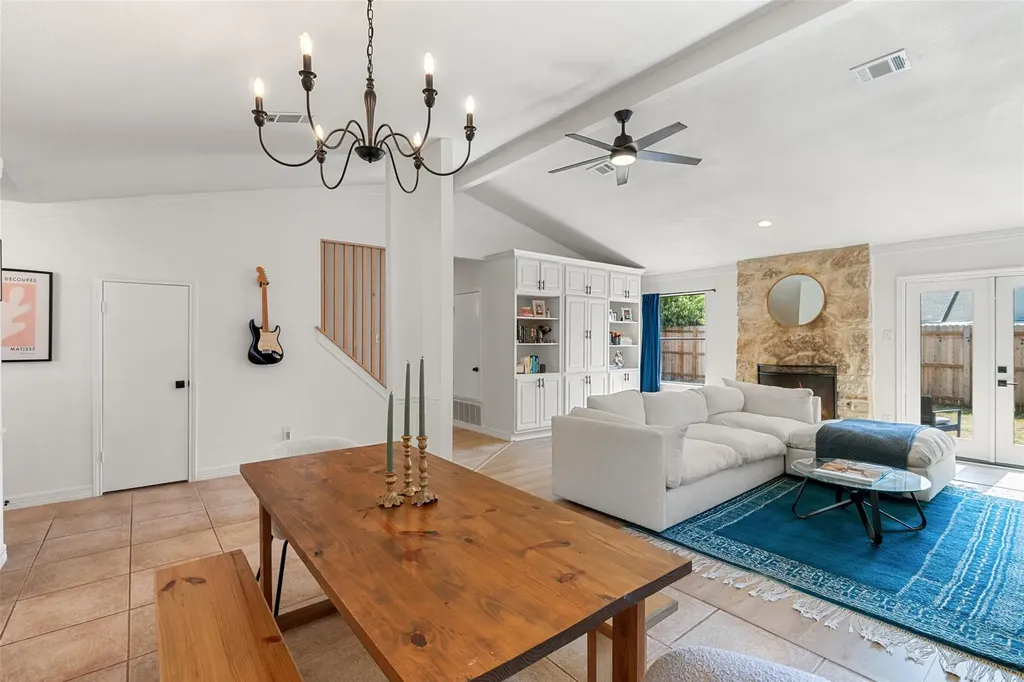 9833 Briar Ridge Drive Austin TX 78748