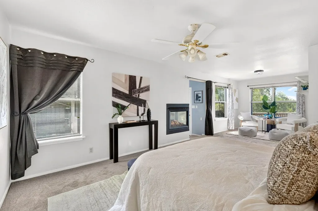 700 Rogart Drive Spicewood TX 78669