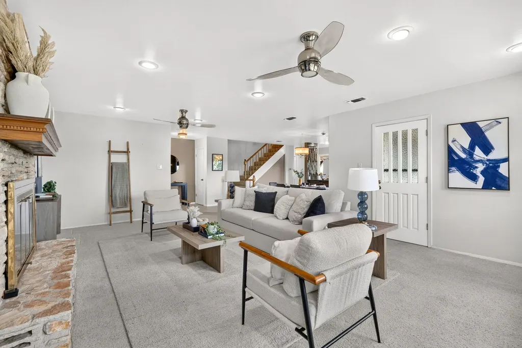 700 Rogart Drive Spicewood TX 78669