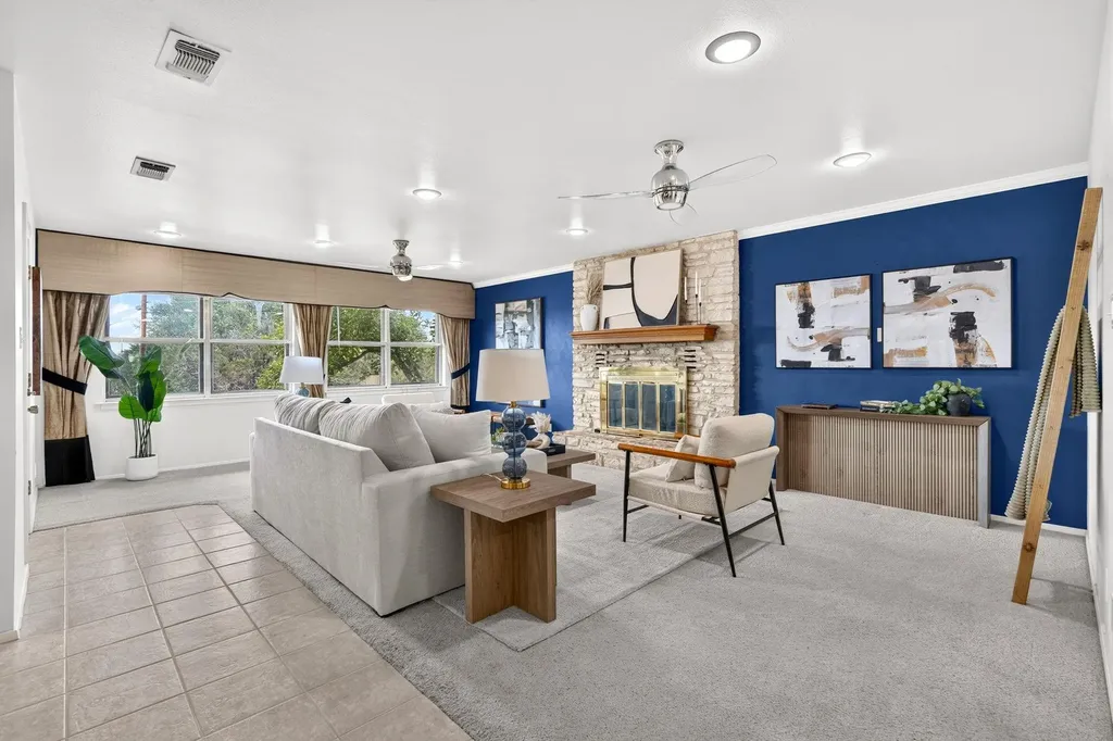 700 Rogart Drive Spicewood TX 78669