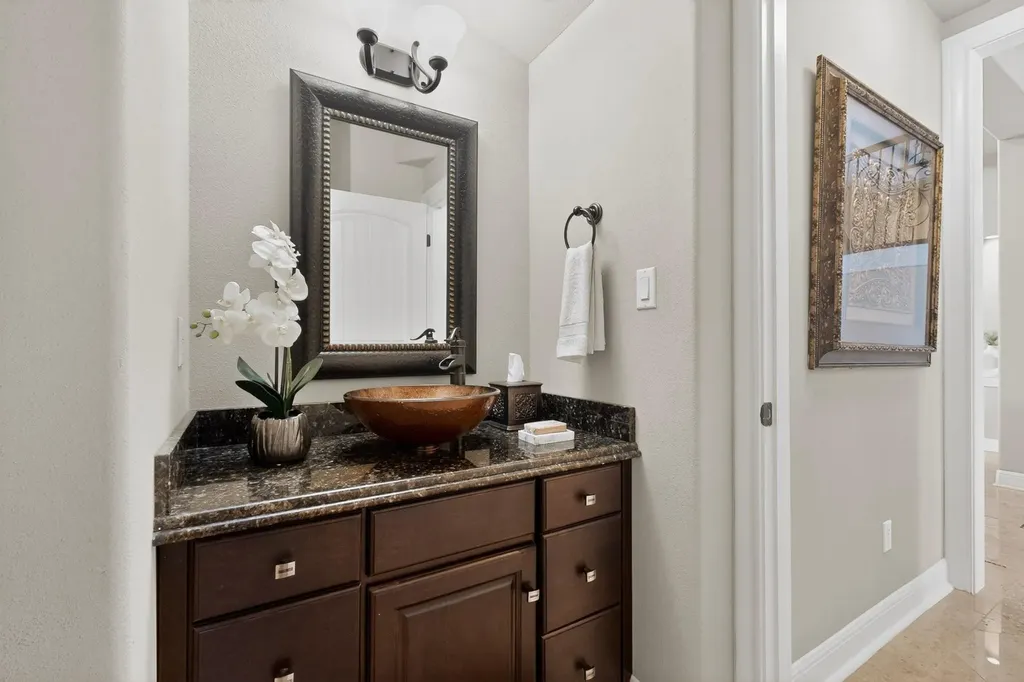 1905 Leaders Lane Leander TX 78641