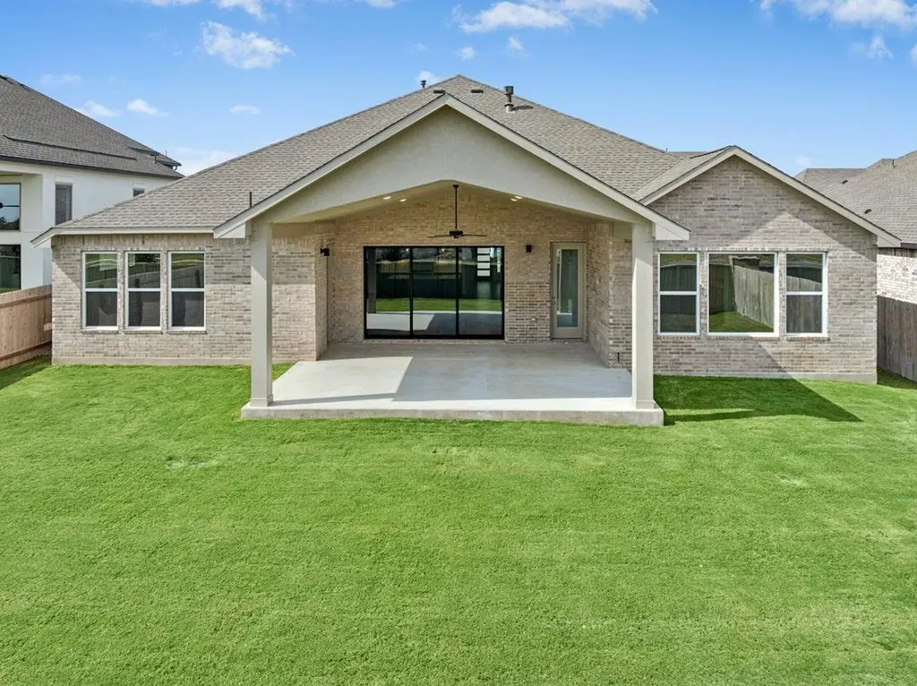 121 Irvine Pass Liberty Hill TX 78642