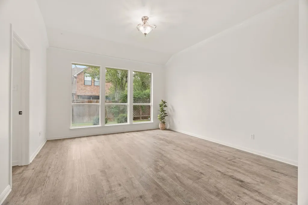 6409 Salcon Cliff Drive Austin TX 78749