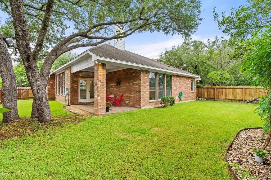 6409 Salcon Cliff Drive Austin TX 78749