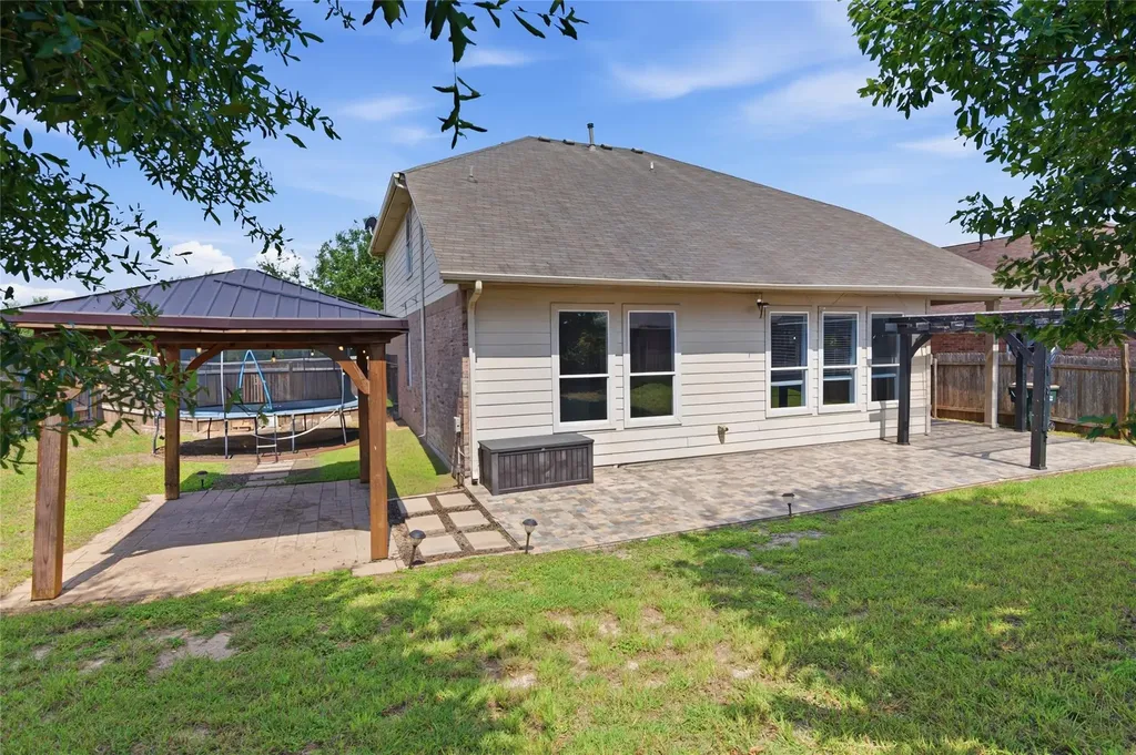 1271 Stone Rim Loop Buda TX 78610