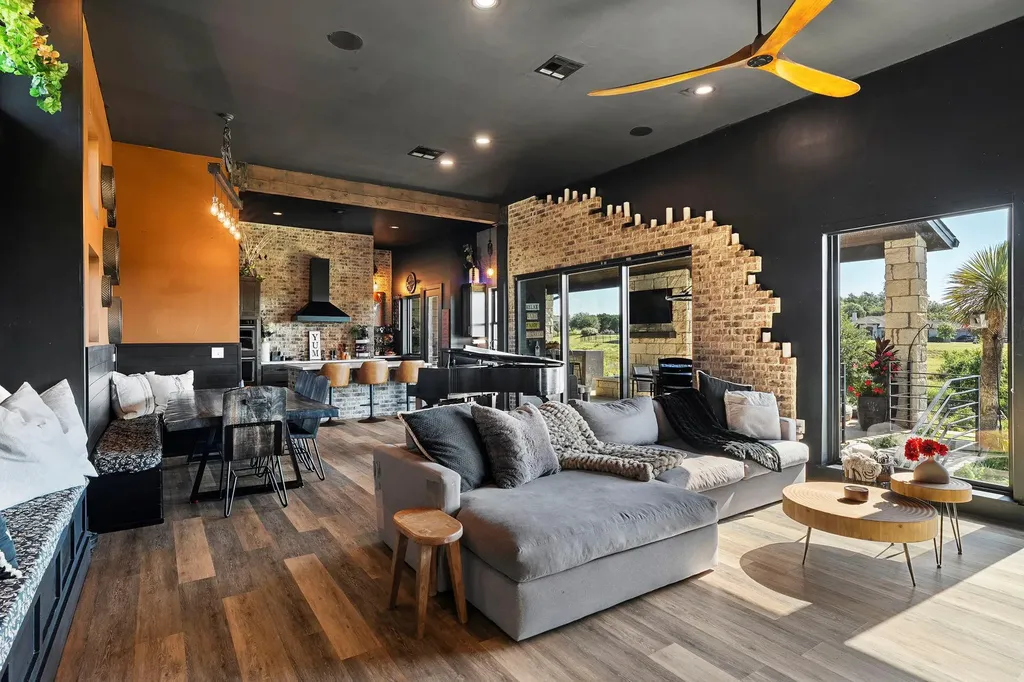608 Buffalo Trail Liberty Hill TX 78642